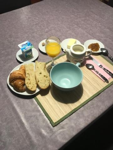 Vaste Chambre Familiale Bourg-en-Bresse Eksteriør billede
